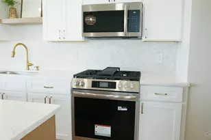 2324 Madison Rd, Cincinnati, OH 45208 - Photo 11