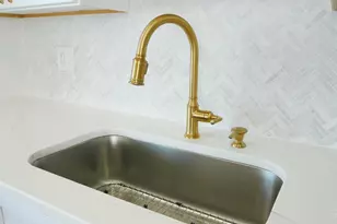 2324 Madison Rd, Cincinnati, OH 45208 - Photo 13