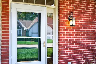 2403 Traverse Creek Dr, Miami Township, OH 45150 - Photo 3