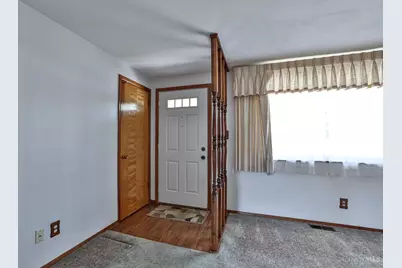 210 Zimmerman Street, Carlisle, OH 45344 - Photo 5