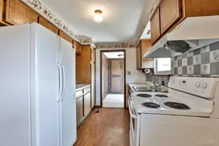 210 Zimmerman St, Carlisle, OH 45344 - Photo 13