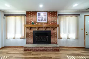 5095 Wheaton St, Washington Twp, OH 45429 - Photo 5