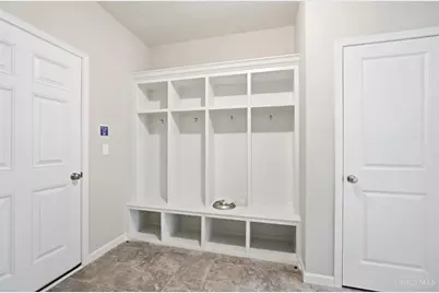 1255 Eagle Boulevard, Hamilton Township, OH 45039 - Photo 31