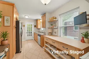 2758 Losantiridge Ave, Columbia Township, OH 45213 - Photo 17