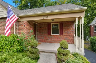 2758 Losantiridge Ave, Columbia Township, OH 45213 - Photo 3