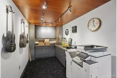 1104 Race Street, Cincinnati, OH 45202 - Photo 29