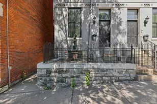 320 Mulberry St, Cincinnati, OH 45202 - Photo 1