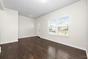 8158 Valley Crossing Dr, Colerain Township, OH 45247 - Photo 5
