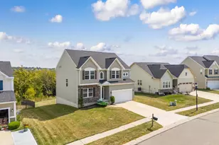 8158 Valley Crossing Dr, Colerain Township, OH 45247 - Photo 29