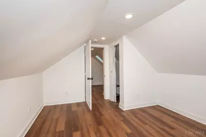 1542 Glen Parker Avenue, Cincinnati, OH 45223 - Photo 29
