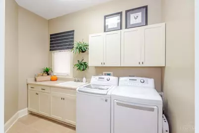 1384 Courtyard Place, Centerville, OH 45458 - Photo 33