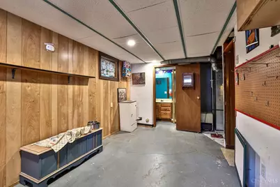 3252 Greenway Avenue, Green Township, OH 45248 - Photo 19