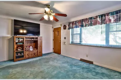 3252 Greenway Avenue, Green Township, OH 45248 - Photo 7