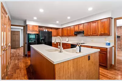 10720 Weather Stone Court, Symmes Township, OH 45140 - Photo 9