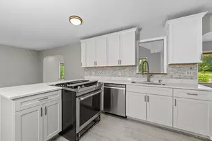 1306 W Loveland Ave, Loveland, OH 45140 - Photo 3