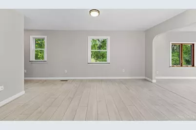 1306 W Loveland Avenue, Loveland, OH 45140 - Photo 11