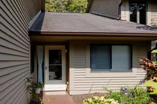 221 Miami Lakes Dr, Milford, OH 45150 - Photo 1