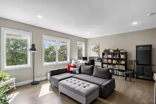 436 Boal St, Cincinnati, OH 45202 - Photo 17