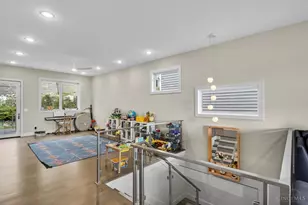 436 Boal St, Cincinnati, OH 45202 - Photo 11