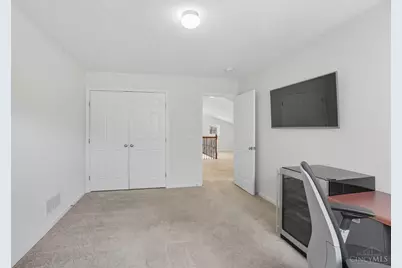 1910 Chase Avenue, Cincinnati, OH 45223 - Photo 37