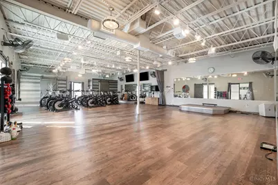 4456 Bridgetown Road, Green Township, OH 45211 - Photo 13