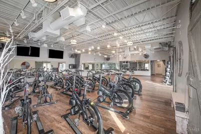 4456 Bridgetown Road, Green Township, OH 45211 - Photo 11