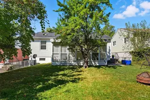 5974 Sunridge Dr, Cincinnati, OH 45224 - Photo 39