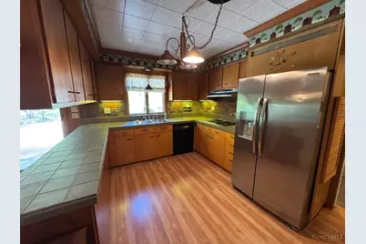 353 Hiatt Avenue, Wilmington, OH 45177 - Photo 11