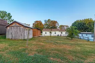 64 2nd St, Peebles, OH 45660 - Photo 7