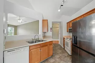 12190 Kilbride Dr, Colerain Township, OH 45251 - Photo 19