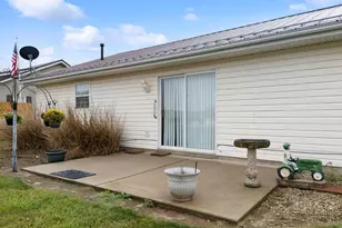 350 Dakins Chapel Rd, Sabina, OH 45169 - Photo 17