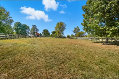 8023 Pleasant Valley Road, Gratis Twp, OH 45311 - Photo 37