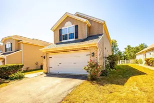 435 Hartford Ct, Hamilton Township, OH 45039 - Photo 5