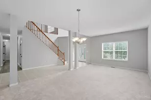 792 Oak Forest Dr, Hamilton Township, OH 45152 - Photo 11