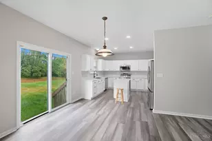 792 Oak Forest Dr, Hamilton Township, OH 45152 - Photo 17