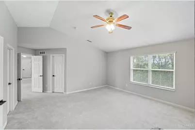 792 Oak Forest Drive, Hamilton Township, OH 45152 - Photo 37