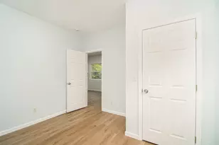 6025 Mayflower Ave, Golf Manor, OH 45237 - Photo 11