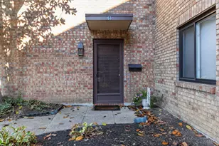 63 Stillmeadow Dr, Pierce Township, OH 45245 - Photo 3