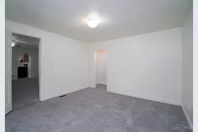 8371 S St Rt 48, Maineville, OH 45039 - Photo 9