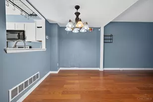 1079 Kensington Ln, Union Township, OH 45245 - Photo 11