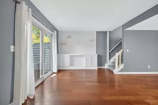 1079 Kensington Ln, Union Township, OH 45245 - Photo 15