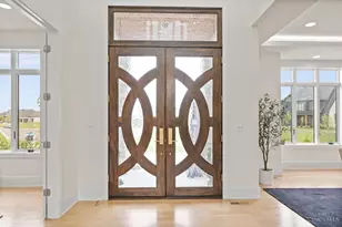 15 Old Orchard Ln, Indian Hill, OH 45242 - Photo 3