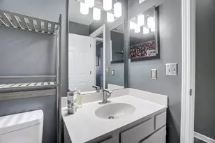 410 Carrington Ln, Loveland, OH 45140 - Photo 31