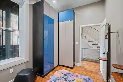 221 Kemp Alley, Cincinnati, OH 45202 - Photo 5