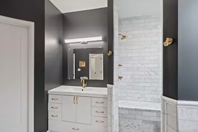 221 Kemp Alley, Cincinnati, OH 45202 - Photo 27