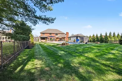 933 Country Club Drive, Pierce Township, OH 45245 - Photo 15