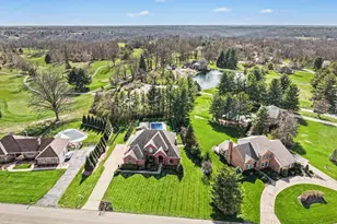 933 Country Club Dr, Pierce Township, OH 45245 - Photo 5