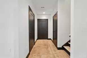 3555 Eden Ave, Cincinnati, OH 45229 - Photo 17