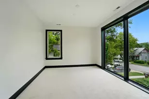 3555 Eden Ave, Cincinnati, OH 45229 - Photo 23