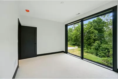 3555 Eden Avenue, Cincinnati, OH 45229 - Photo 37